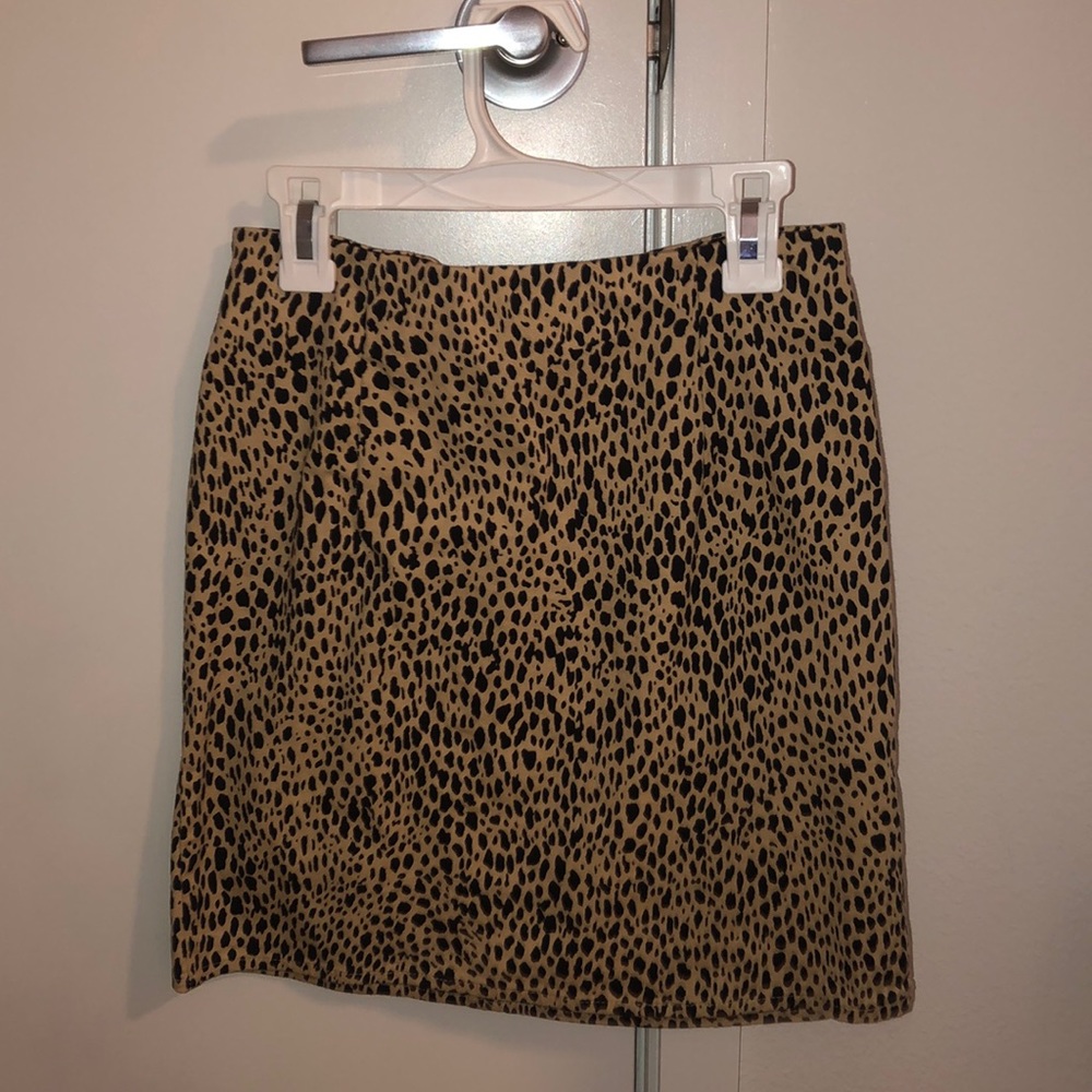 Brandy Melville skirt